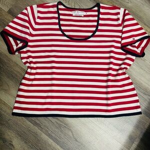 Tommy Hilfiger Red and White Striped Tee with Dark Trim 87% Cotton 11% Nilon